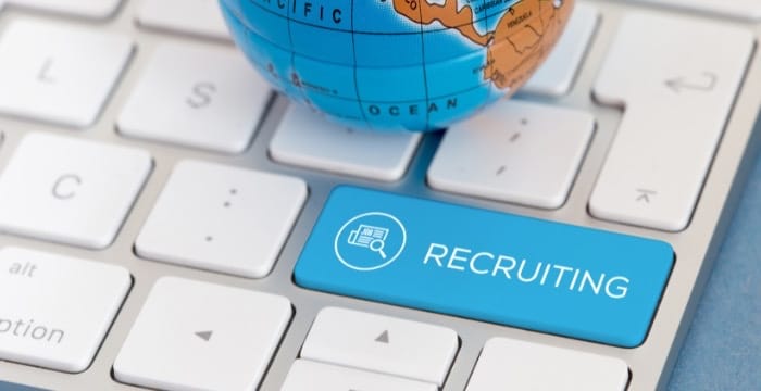 recruitment agencies software (https://www.jobvite.com/solutions/industry/manufacturing/)